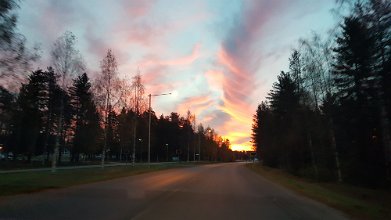 2016-10-06 06.38.25 Nice sunrise over Umeå on the way to the airport