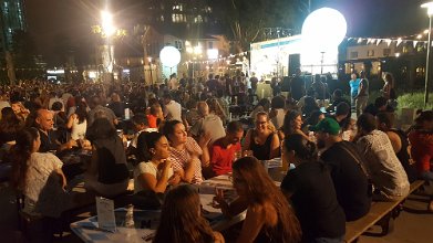 2017-09-14 22.11.23 October fest in Tel Aviv